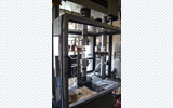 Thermo-mechanical fatigue testing machine